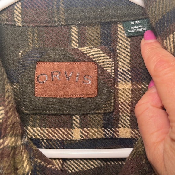 Orvis Plaid Button-Up Shirt size
Medium - Picture 4 of 9